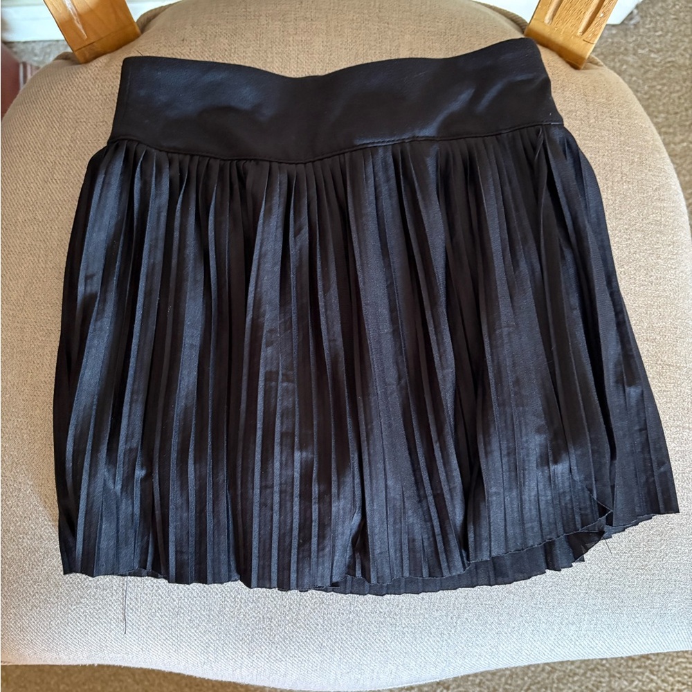 We Wander Elegant Black Pleated Athletic Skirt